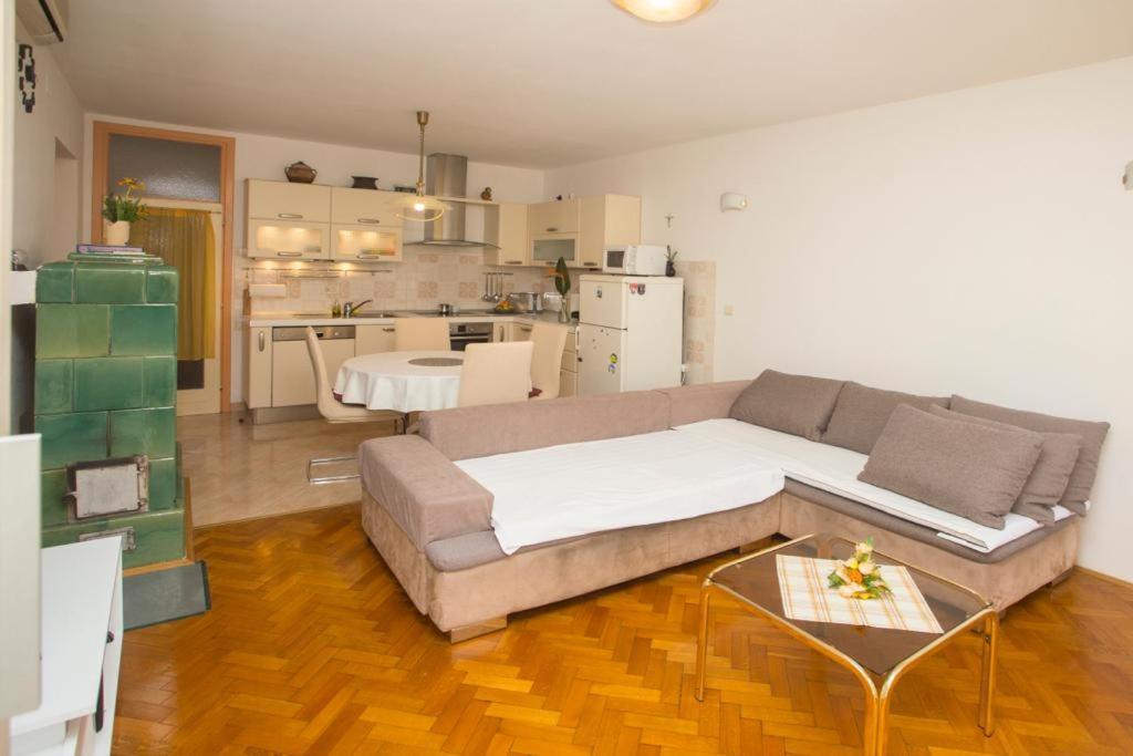 Apartments Orsula Split Luaran gambar
